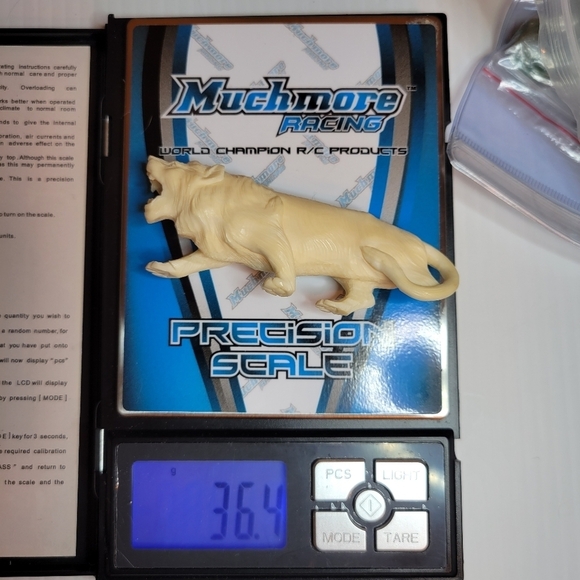 Vintage Rare carved lion  body figurine statue collectors piece - Picture 8 of 8